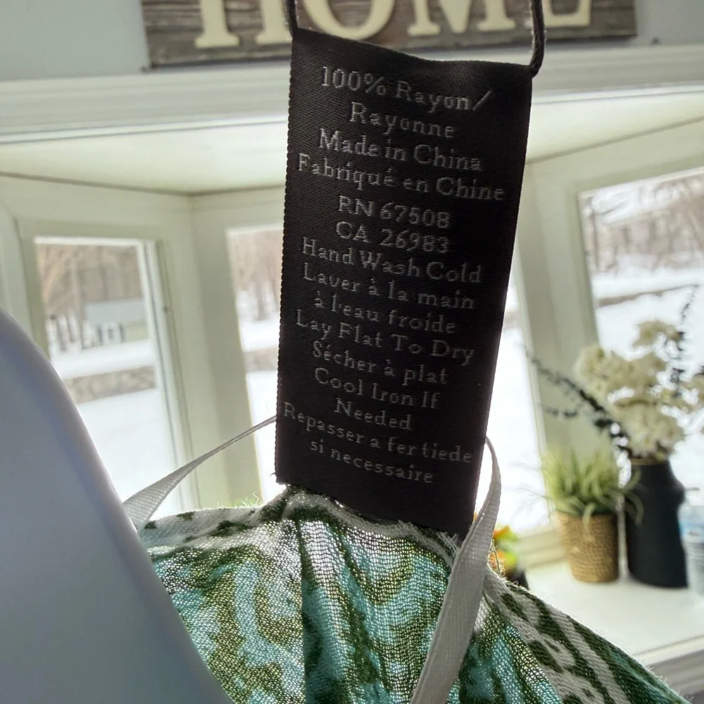 Vince Camuto Floral Kimono in Green and Multicolor - Picture 4 of 7